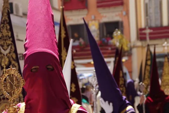 Anularon procesiones de Semana Santa en colegios, pero autoridades les han contestado