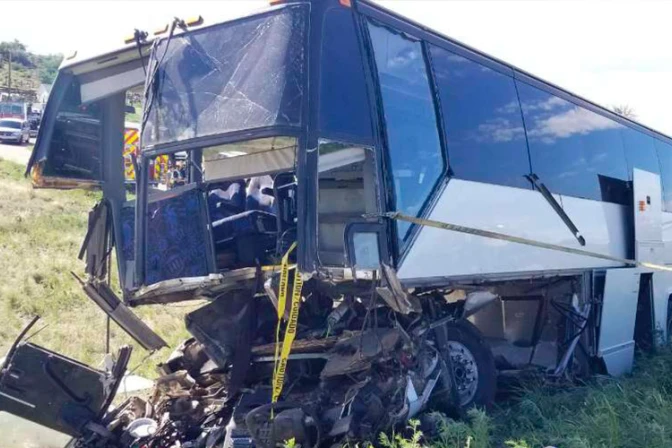 Fallece seminarista y jóvenes católicos resultan heridos en accidente de tránsito