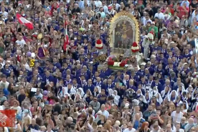 El Papa Francisco saluda a los peruanos por la fiesta del Señor de los Milagros