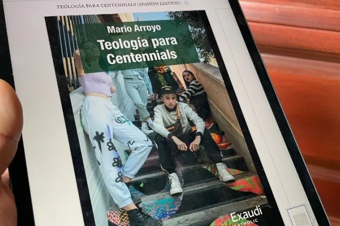 Nuevo libro “Teología para Centennials” busca llevar verdades de la fe a los más jóvenes