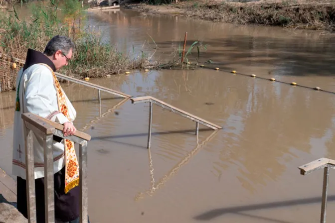 Así se vivió la fiesta del Bautismo del Señor en el Río Jordán en Tierra Santa