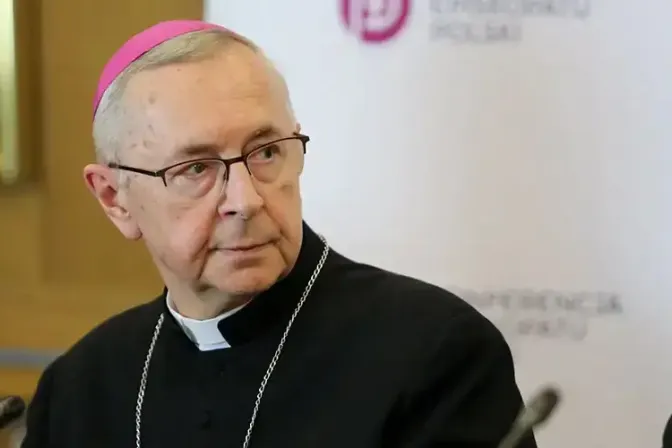 Obispos de Polonia piden acoger a los refugiados de Ucrania