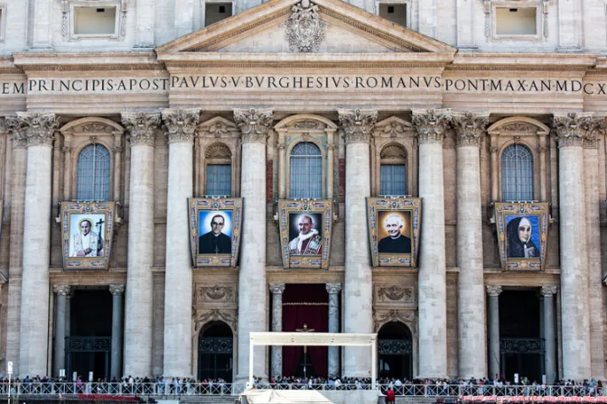 Todo está listo para las canonizaciones de Mons. Romero, Pablo VI y otros 5 beatos