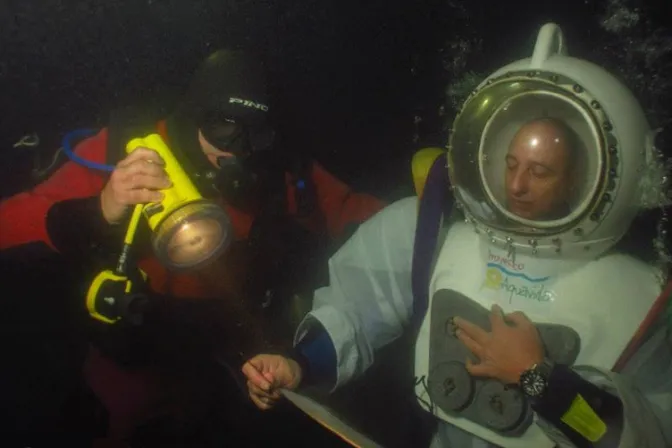 VIDEO: Vía Crucis Submarino, una experiencia de fe que impacta en Semana Santa