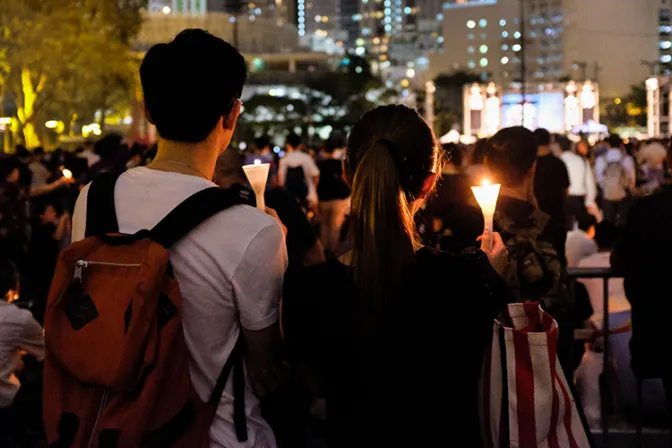 Buscan prohibir vigilias provida cerca de clínicas abortistas