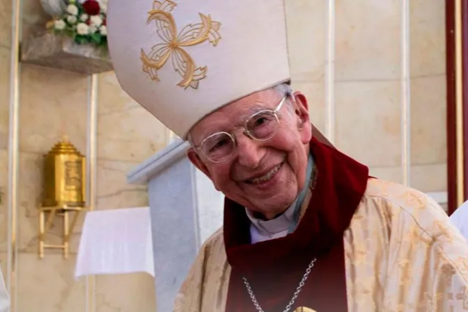 Papa Francisco envía pésame por muerte del obispo más anciano de México