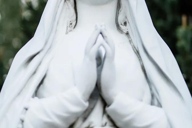 Obispo confirma: Estas supuestas apariciones de la Virgen María son falsas
