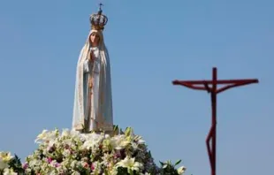 Imagen de la Virgen de Fátima en el Santuario en Portugal / Foto: Facebook Santuario de Fátima 