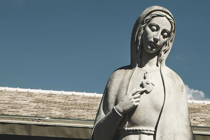 Obispos encomiendan víctimas de pandemia y terremoto a la Virgen María
