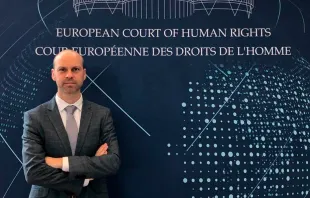 Jean-Paul Van De Walle, abogado de ADF Internacional, en la sede del Tribunal Europeo de Derechos Humanos. Crédito: ADF Internacional.
