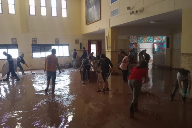 Imagen de la inundación de la parroquia de Santa Fe en Alfafar (Valencia, España).