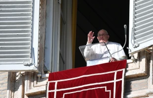 El Papa Francisco en el Ángelus de hoy, 26 de diciembre Crédito: Vatican Media