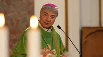 Mons. Domenico Battaglia, Arzobispo de Nápoles (Italia) y futuro cardenal.