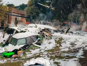 Arzobispo visita a familiares de víctimas del accidente aéreo en Brasil