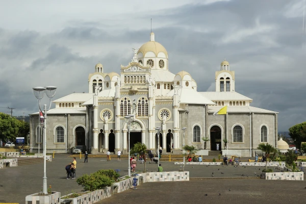 Basilica Our Lady of Los Angeles in Carthage (Costa Rica). Credit: Bernard Gagnon / Wikimedia Commons / Public Domino.