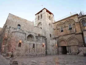 Un tesoro de los cruzados: Hallan un altar medieval en el Santo Sepulcro de Jerusalén