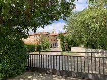 Entrada al Monasterio de Santa Clara de Belorado (Burgos, España).