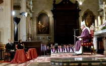 Los Reyes de España asisten al funeral por las víctimas de la DANA en la Catedral de Valencia.