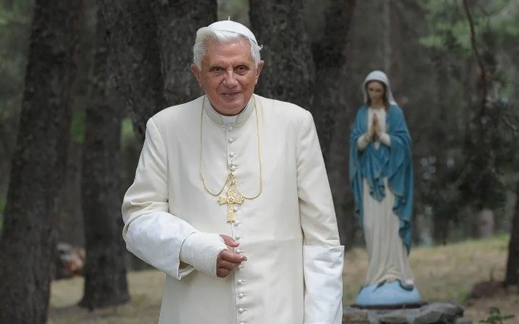 Benedicto XVI, con la mano fracturada, ofreció una reflexión sobre los abuelos de Jesús.?w=200&h=150