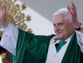 ¿Cómo hablar de Dios? La respuesta de Benedicto XVI un día como hoy