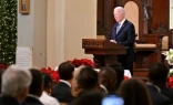 El presidente Joe Biden habla durante un servicio de oración interreligioso en la Basílica Catedral de San Luis, Rey de Francia, en Nueva Orleans, el 6 de enero de 2025, con las familias y los miembros de la comunidad afectados por el ataque con camión del día de Año Nuevo en Nueva Orleans.