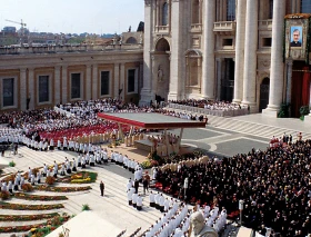 Un día como hoy San Juan Pablo II canonizó a San Josemaría Escrivá, fundador del Opus Dei