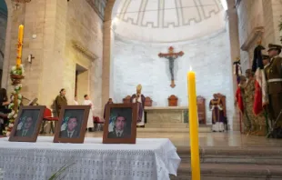 Misa por los Carabineros asesinados Crédito: Conferencia Episcopal de Chile