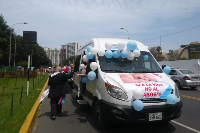 Caravana por la Vida