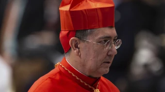 + Cardenal Miguel Ángel Ayuso Guixot.