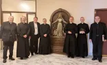 El Cardenal Braz de Aviz (tercero de la izquierda) con las autoridades de la Fraternidad Sacerdotal San Pedro (FSSP).