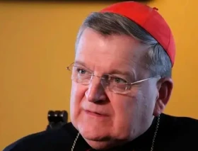 Cardenal pide rezar por cristianos perseguidos y en peligro de “aniquilación” en Armenia