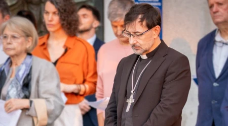 El Cardenal José Cobo, durante el acto de reconocimiento y reparación a las víctimas de abusos en la Catedral de Madrid.