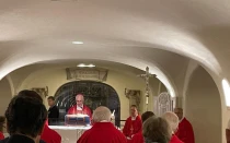 Cardenal Fisichella celebra Misa en el Encuentro de Círculos de Discípulos de Benedicto XVI