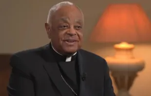 El Cardenal Wilton Gregory habla con EWTN News Nightly el 11 de abril de 2024. Crédito: EWTN News Nightly.