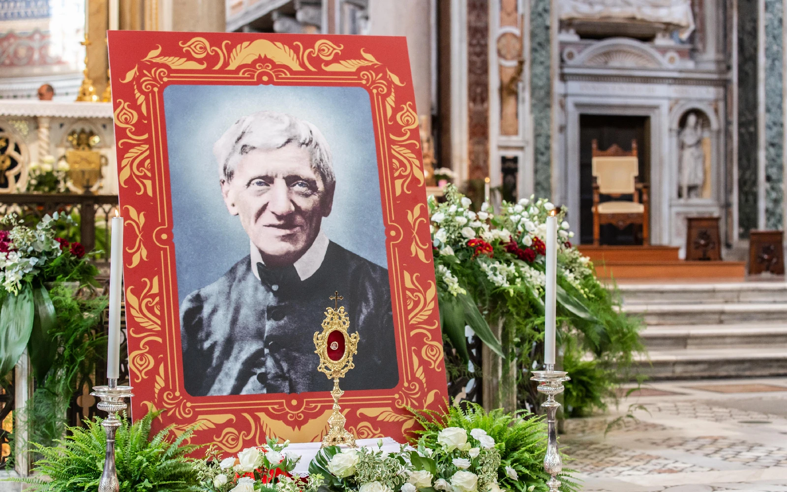 La reliquia de San John Henry Newman presente en la Misa de Acción de Gracias por su canonización, en la Basílica de San Juan de Letrán, Roma, 14 de octubre de 2019.?w=200&h=150