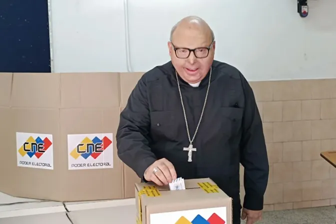 Mons. Carlos Márquez, voto