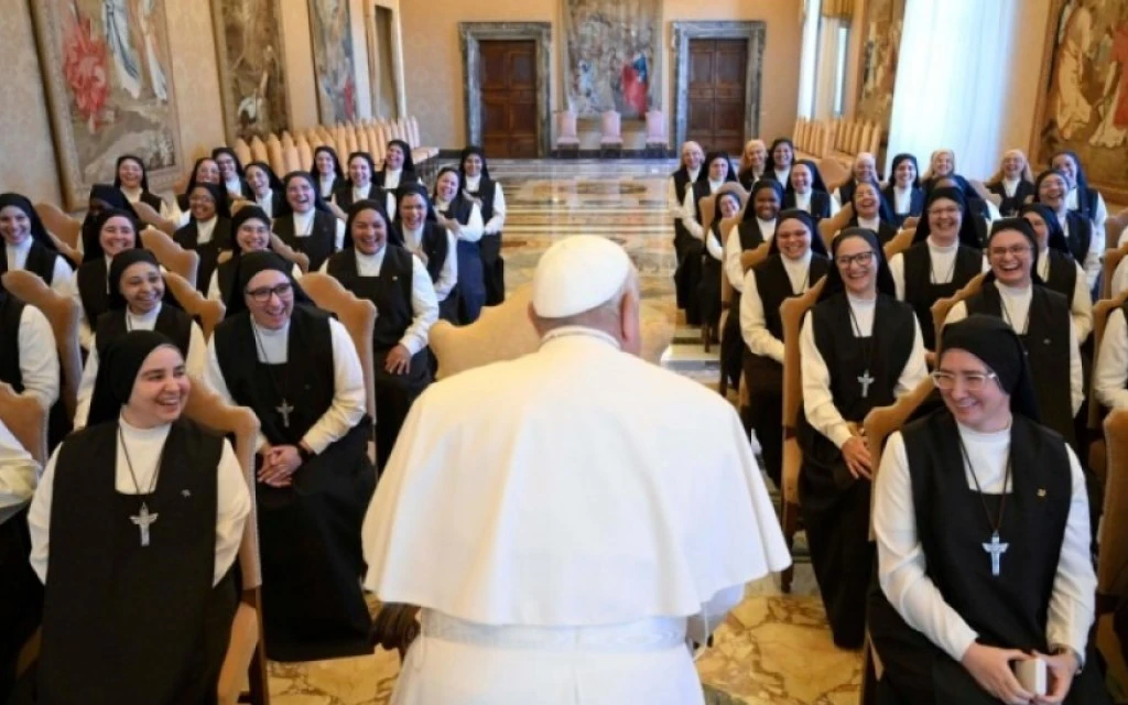 El Papa Francisco recibe a las Carmelitas Mensajeras del Espíritu Santo.?w=200&h=150