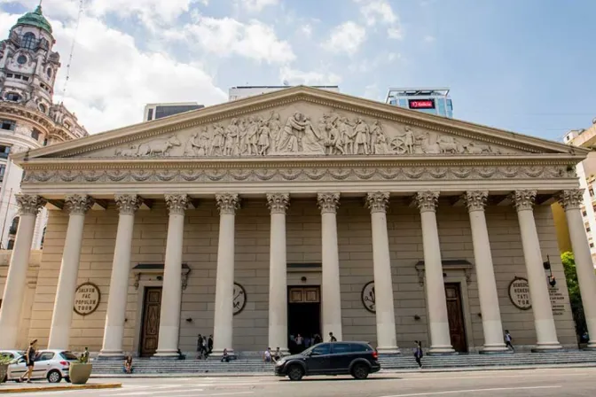 Catedral de Buenos Aires, hasta hoy, sede primada de Argentina