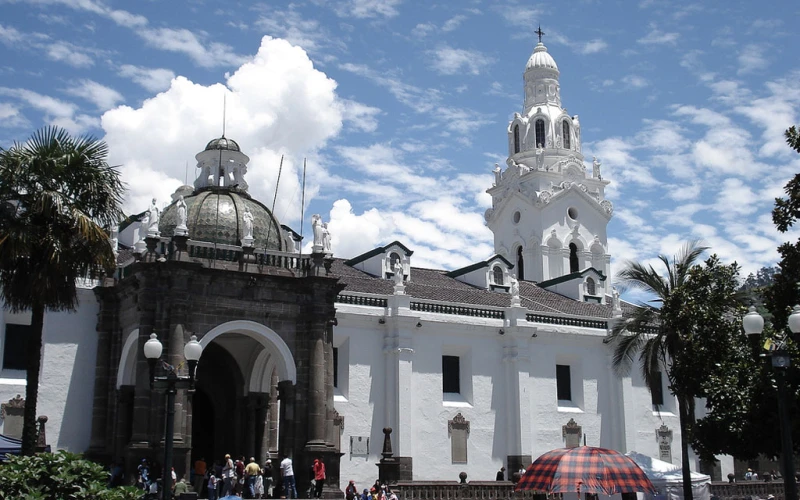 Obispos de Ecuador piden ofrecer misas por los cuatro niños desaparecidos y calcinados en Guayaquil