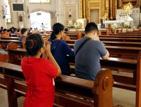 El Vaticano anima a católicos de Filipinas a «escuchar a sus pastores» sobre proyecto de ley de divorcio