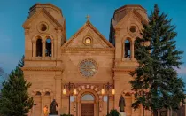 Catedral Basílica de San Francisco de Asís en Santa Fe, Nuevo México.