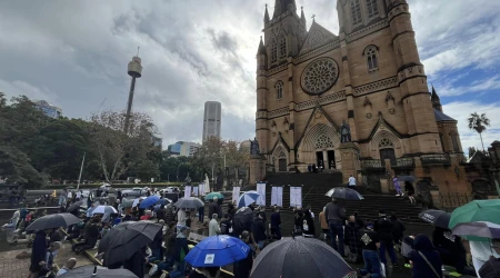 Rosario de Hombres Australia