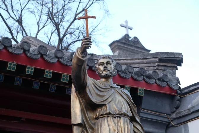 Estatua de San Francisco Javier en China - Shutterstock