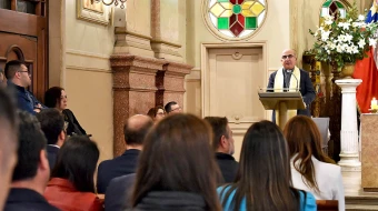 Mons. Fernando Chomali, Arzobispo de Santiago.