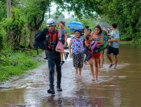 32 personas fallecieron por lluvias en Centroamérica: La Iglesia Católica pide solidaridad