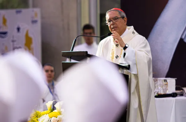 Durante su homilía, el Cardenal Luis José Rueda recordó que la Buena Nueva es el fundamento y la fuerza de la misión de la Iglesia. Crédito: Eduardo Berdejo (ACI).