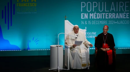 El Papa Francisco participa en el encuentro “Religiosidad Popular en el Mediterráneo”