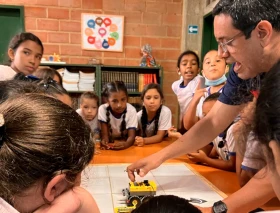 Católicos trabajan por mejorar la precaria educación pública de Venezuela