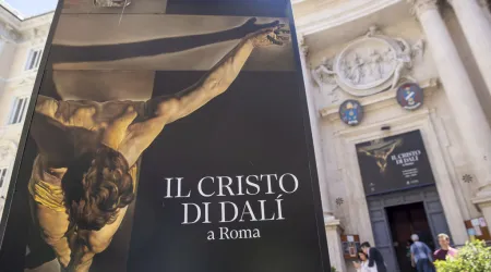 El Cristo de Salvador Dalí en Roma 14062024
