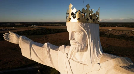 Imagen de Cristo Rey en Polonia